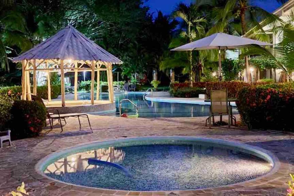 Lovely Condo Manuel Antonio Exterior photo
