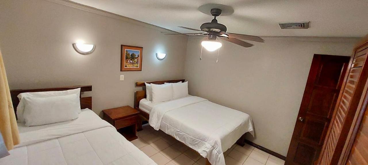 Lovely Condo Manuel Antonio Exterior photo